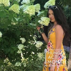 Meet your Posher, Jackie